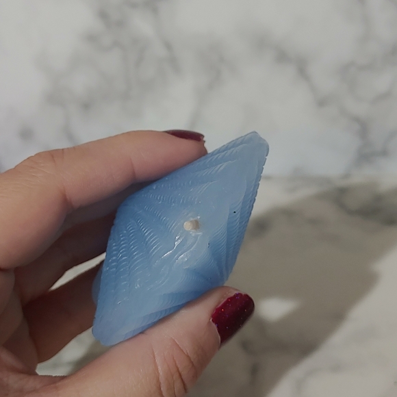 🎁 Free With Purchase - Picture 2 of 4